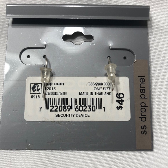 Sterling Silver drop leaf earrings - Picture 3 of 3